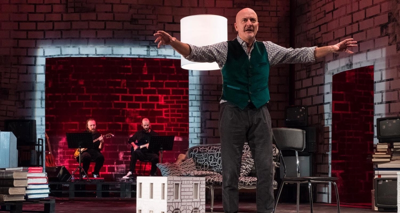 Claudio Bisio presenta 