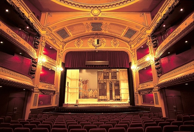 Programmazione spettacoli teatrali a Napoli Teatri & Eventi